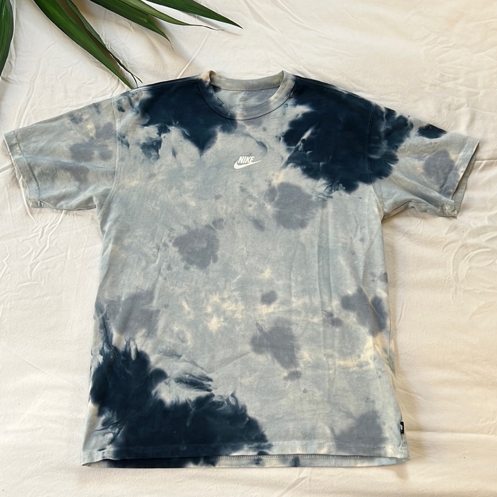 Nike Oversized Tie-Dye T-Shirt